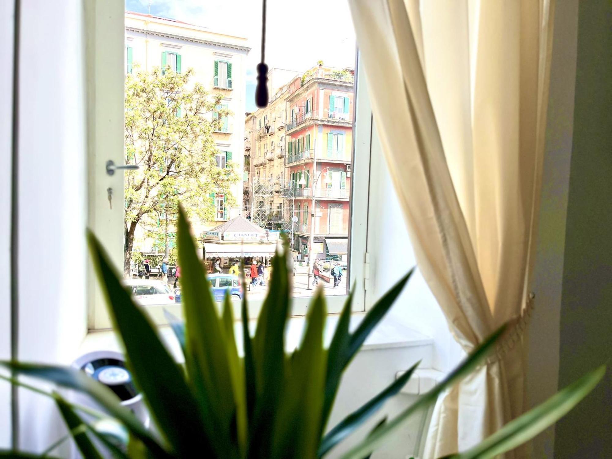 Appartement La Casa Di Marilyn à Naples Extérieur photo